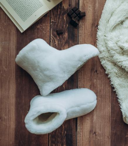 Chaussons en peau retournée
