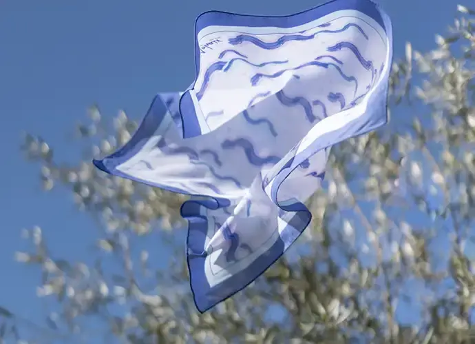 Foulard en voile de coton
