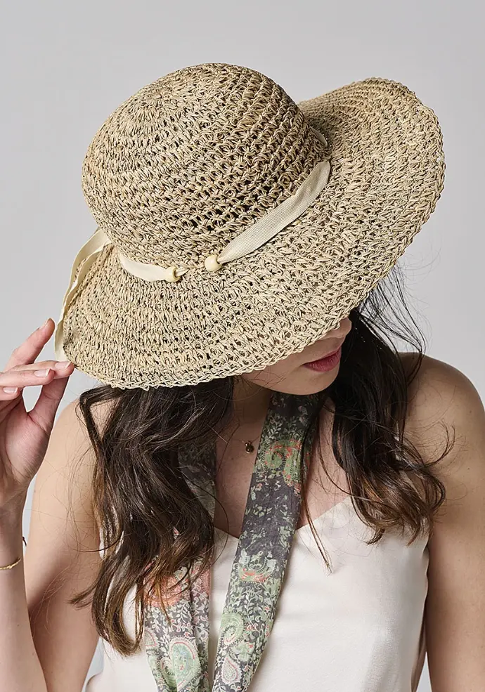 Chapeau crocheté en paille tressée fabrication française