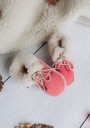 Chaussons pour bébé de couleur rose