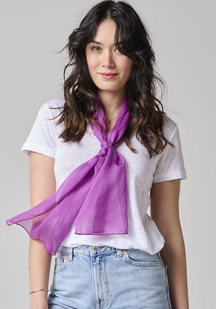 Echarpe femme en soie douce et légère fabrication française couleur lilas