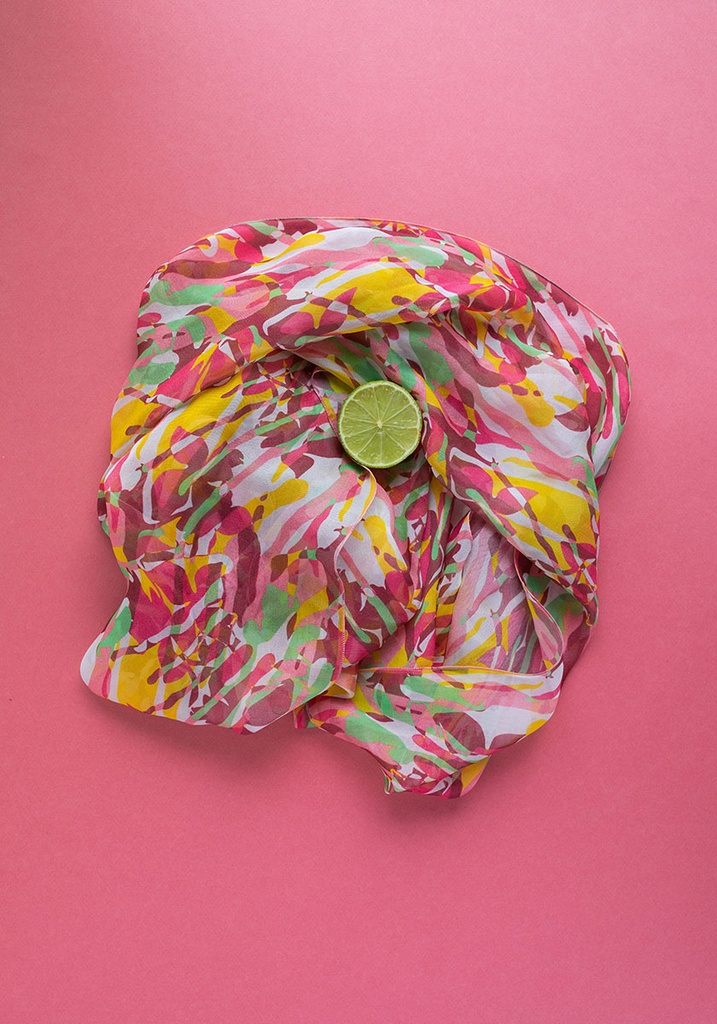 Foulard femme en soie motif fleurs abstraites fabrication française