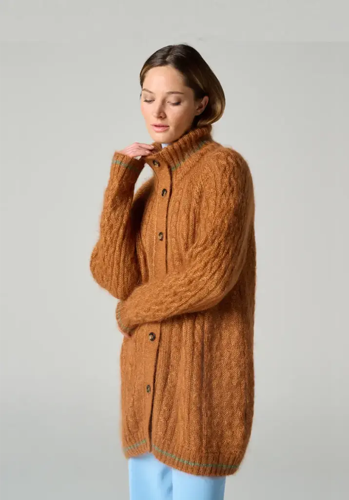 Gilet à torsades en mohair et soie couleur caramel