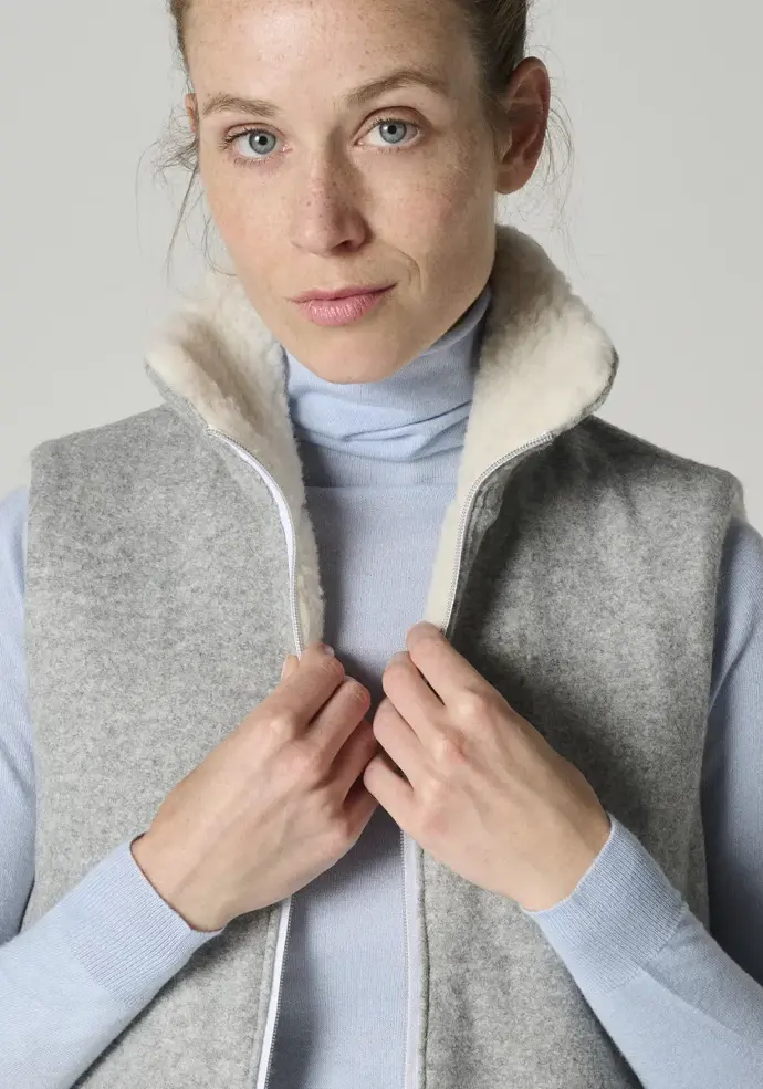 Veste femme en laine sans manches
