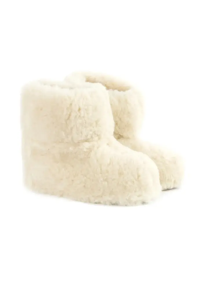 Gros chaussons femme moelleux couleur blanc cassé