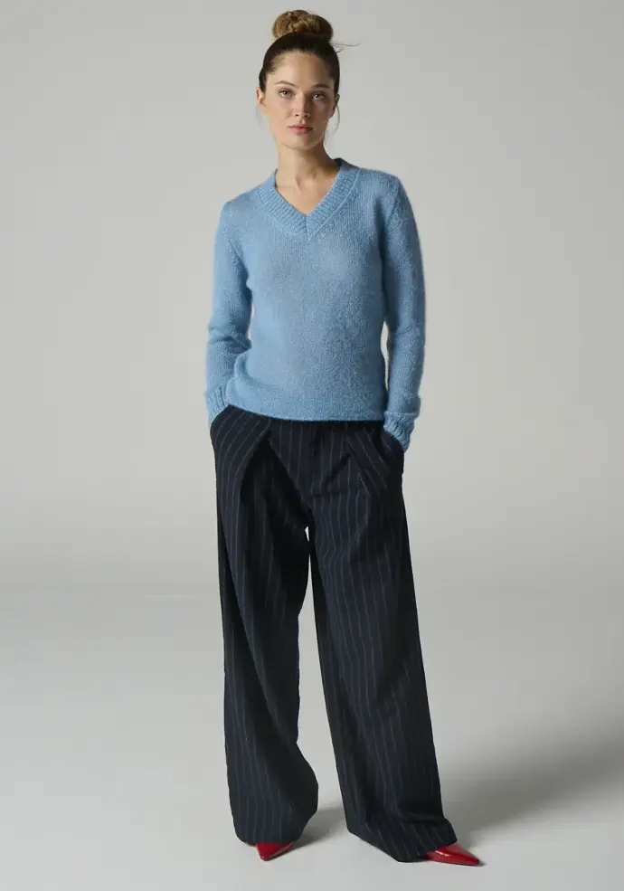 Pull col V en laine mohair pour femme