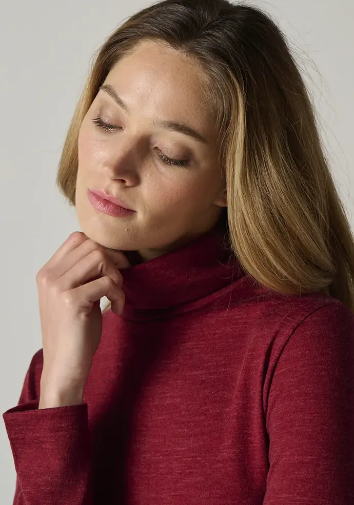 Sous-pull  femme col roulé laine et soie couleur bordeaux