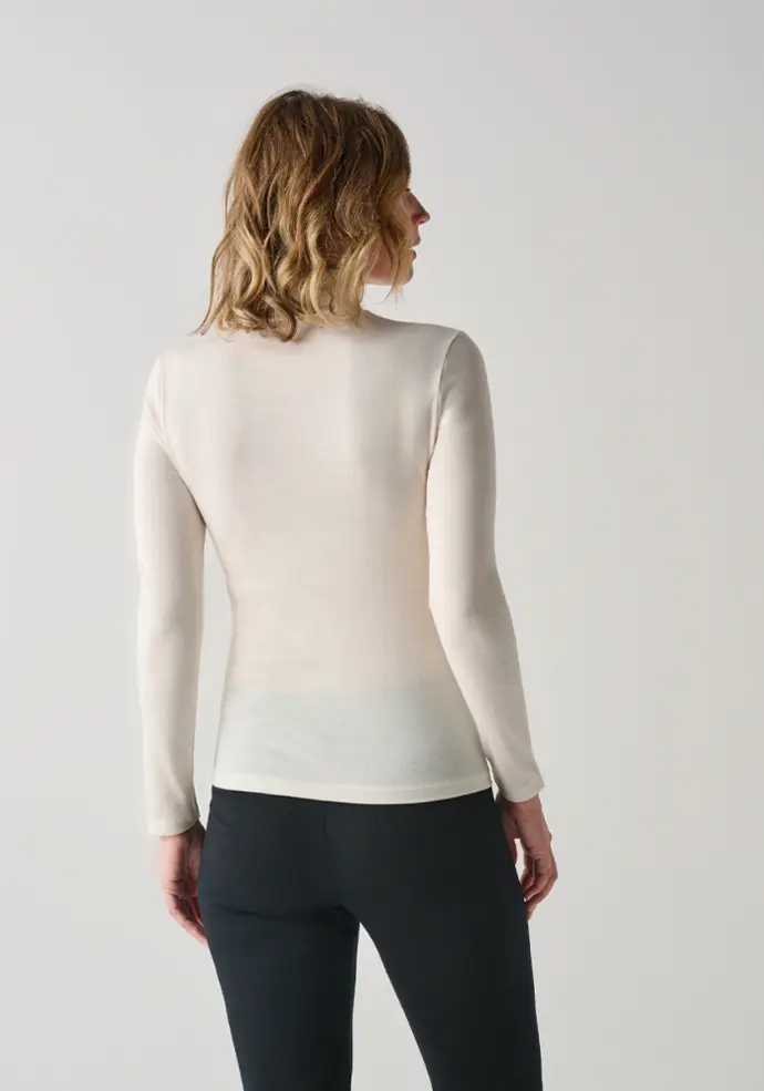 Sous-pull  femme col roulé laine et soie couleur écru