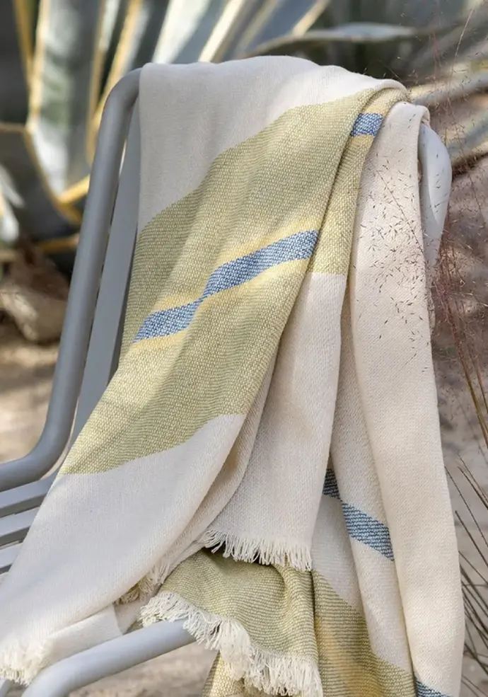Plaid 100% laine mérinos à rayures bords avec franges