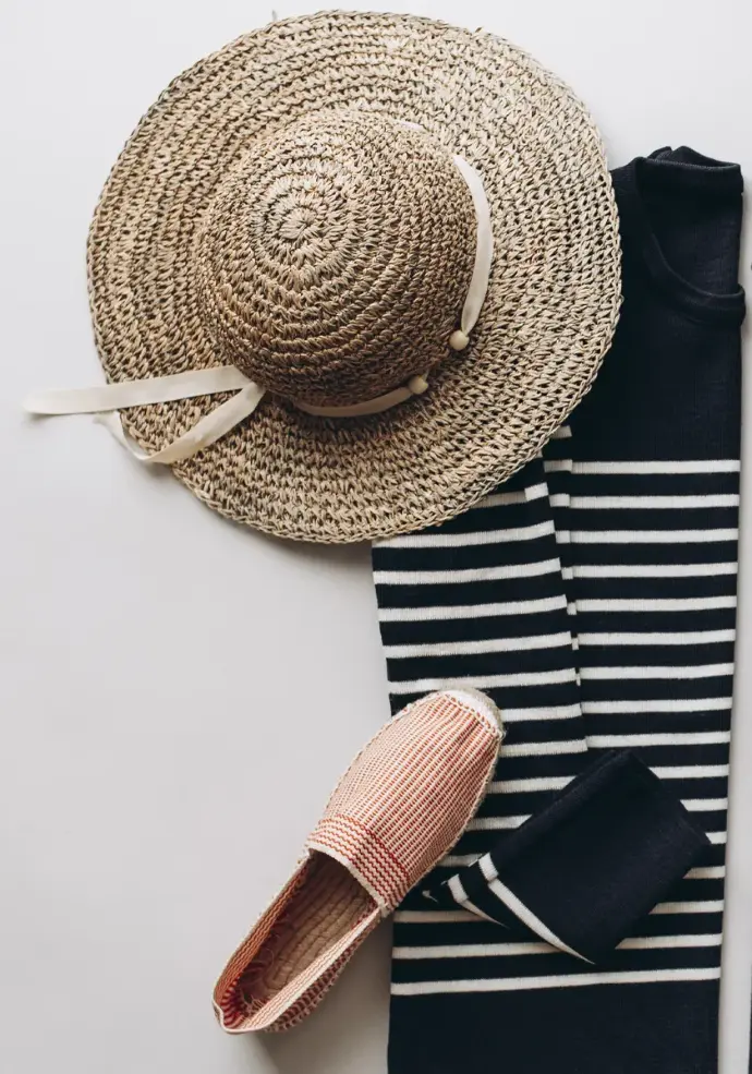 Idée look avec les espadrilles basques à rayures femme