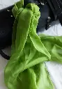 Foulard en soie couleur vert olive