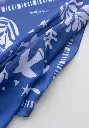 Foulard carré en voile de coton couleur bleu à motifs