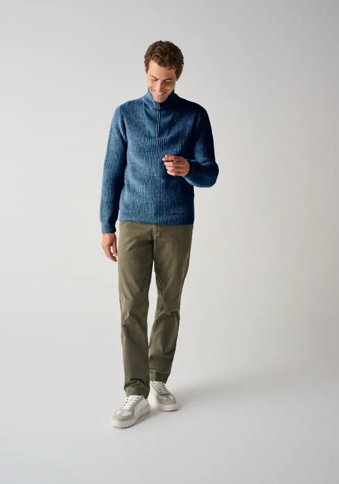 Pull chaud homme en laine bleue