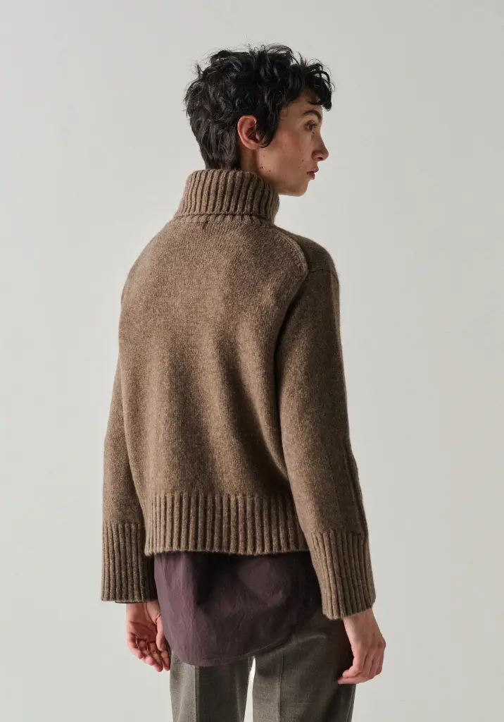 Pull femme col montant laine et duvet de yack couleur marron