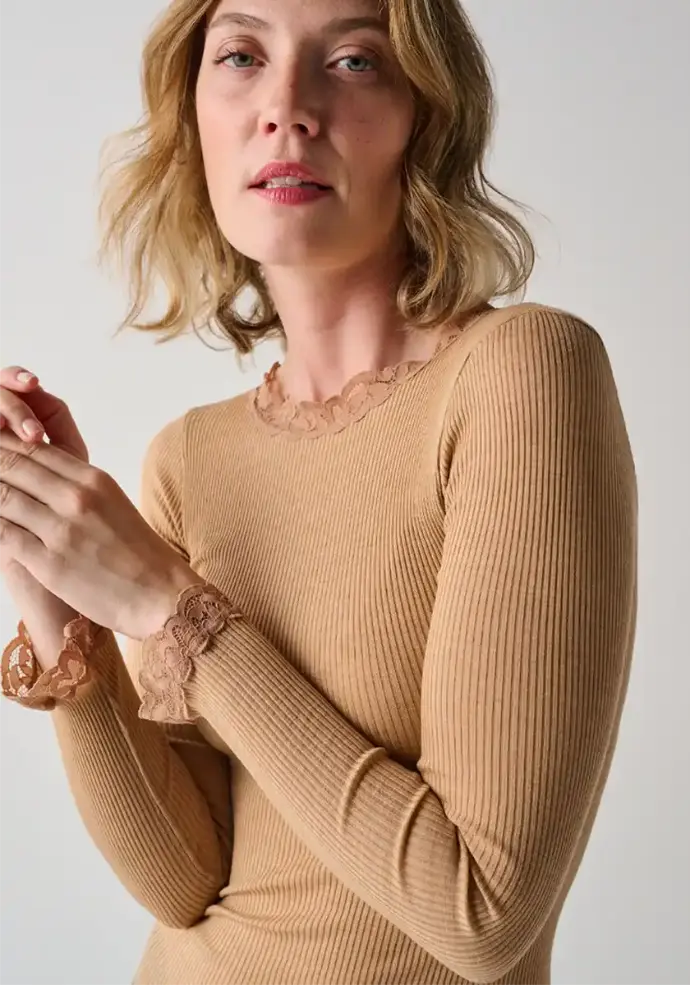 Chemise manches longues laine et soie femme tricotage en côtes fines