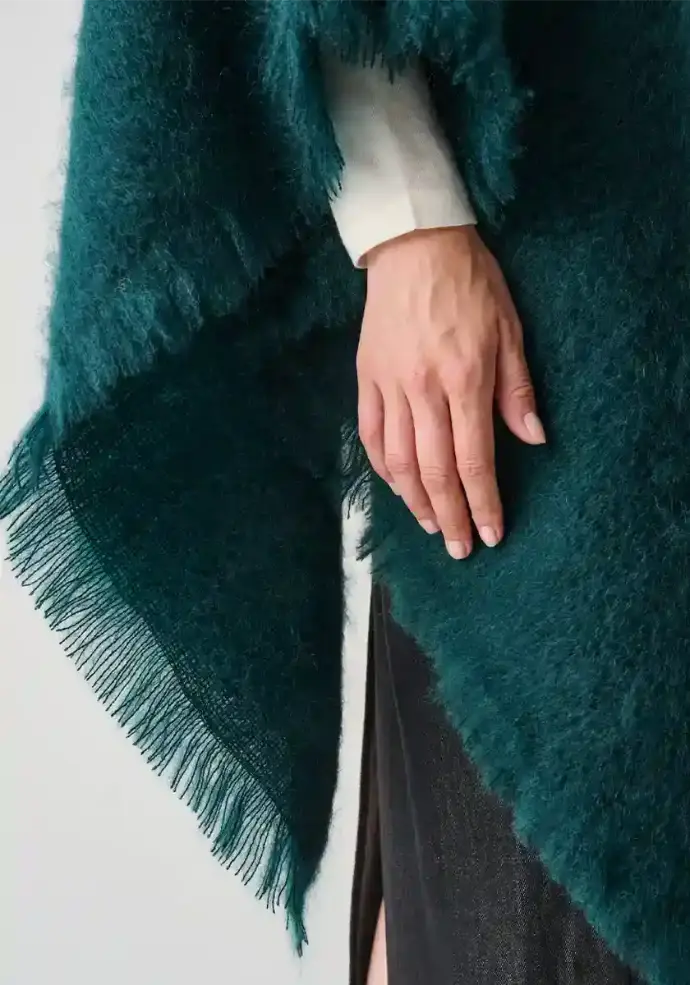 Poncho 100% mohair femme léger chaud et vaporeux