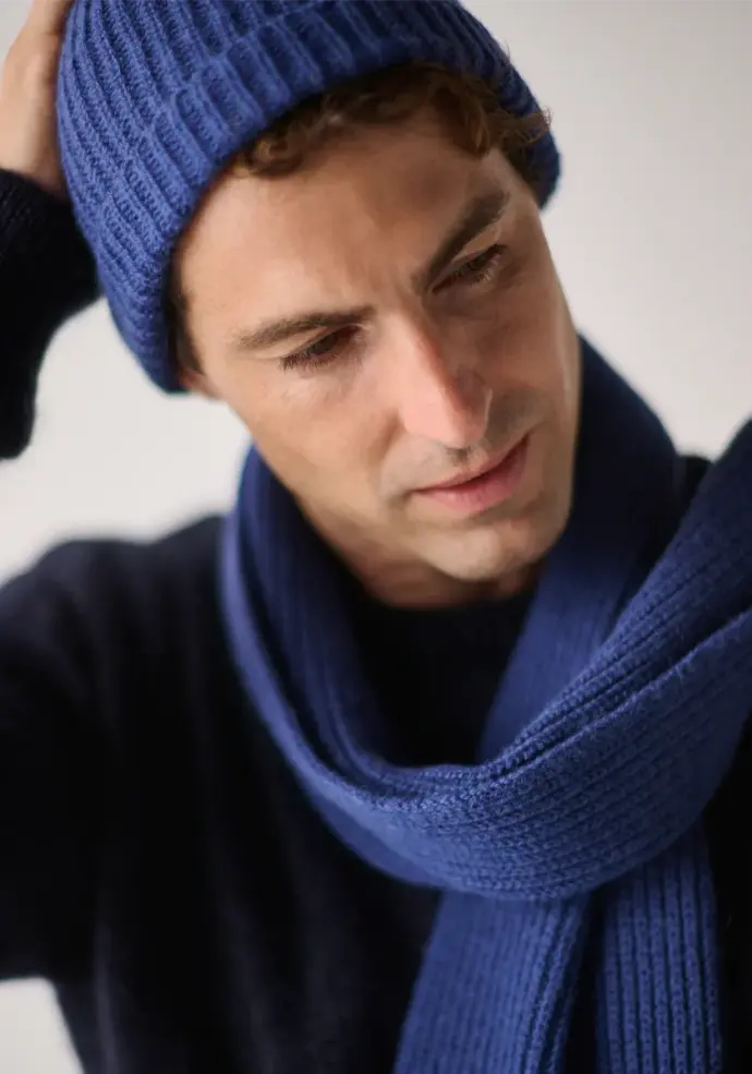 Bonnet homme en mérinos et alpaga couleur bleu made in France