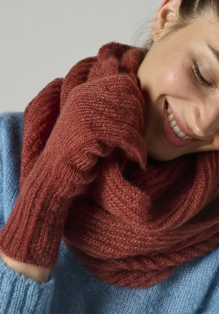 Parure femme en mohair de chevreau fabrication française