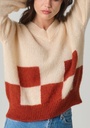 Pull femme col V en mohair et soie couleur vanille et rouille