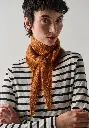 Triangle femme en laine mohair et soie couleur caramel