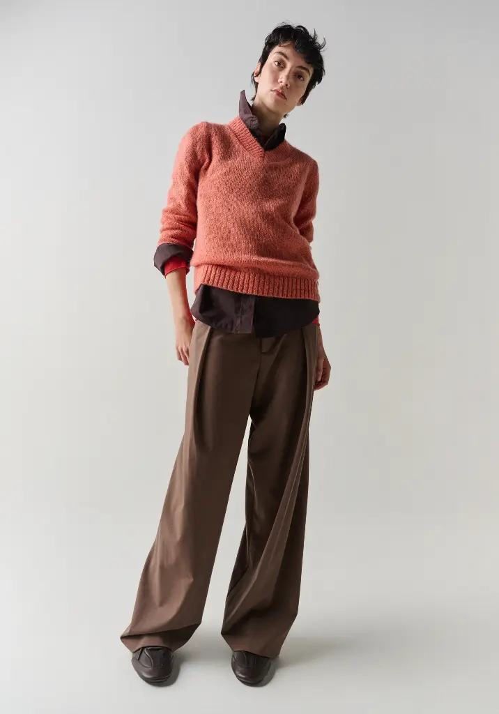 Pull femme col V en mohair coupe droite