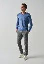 Pull homme col V en laine et cachemire coupe droite