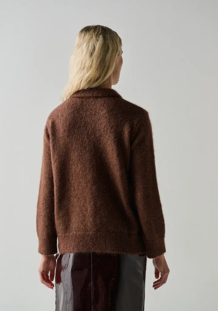 Pull femme mohair et soie col polo couleur chocolat