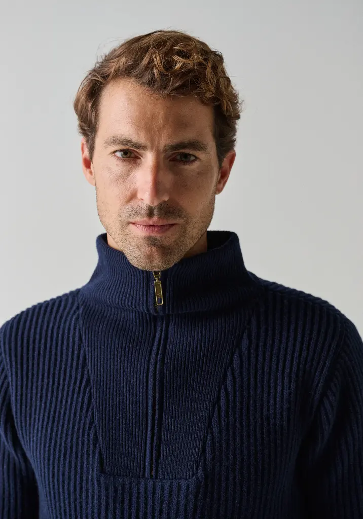 Pull homme col camionneur 100% laine coupe droite