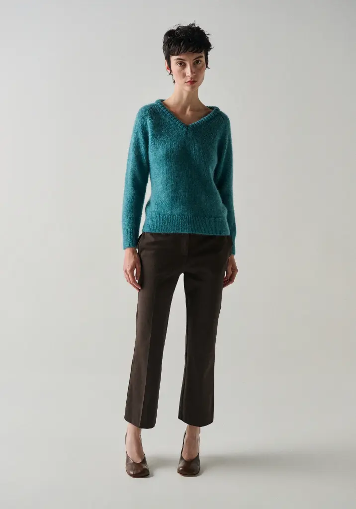 Pull col V femme en mohair de chevreau et soie coupe droite