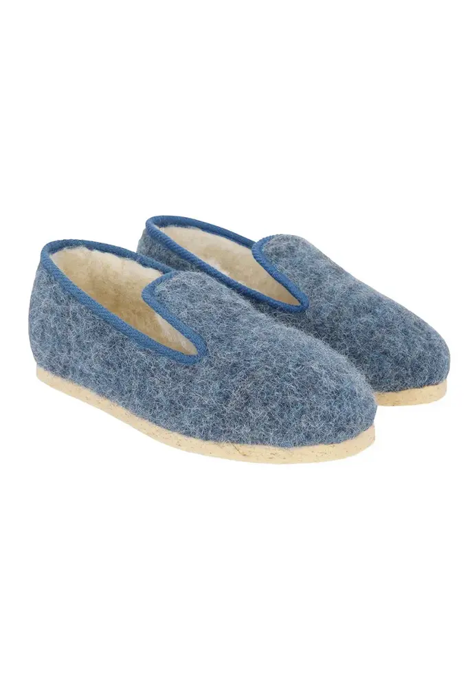 Lot charentaises homme bleues et chaussettes mohair