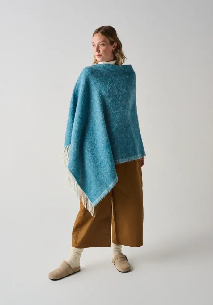 Poncho chaud en 100% baby lama