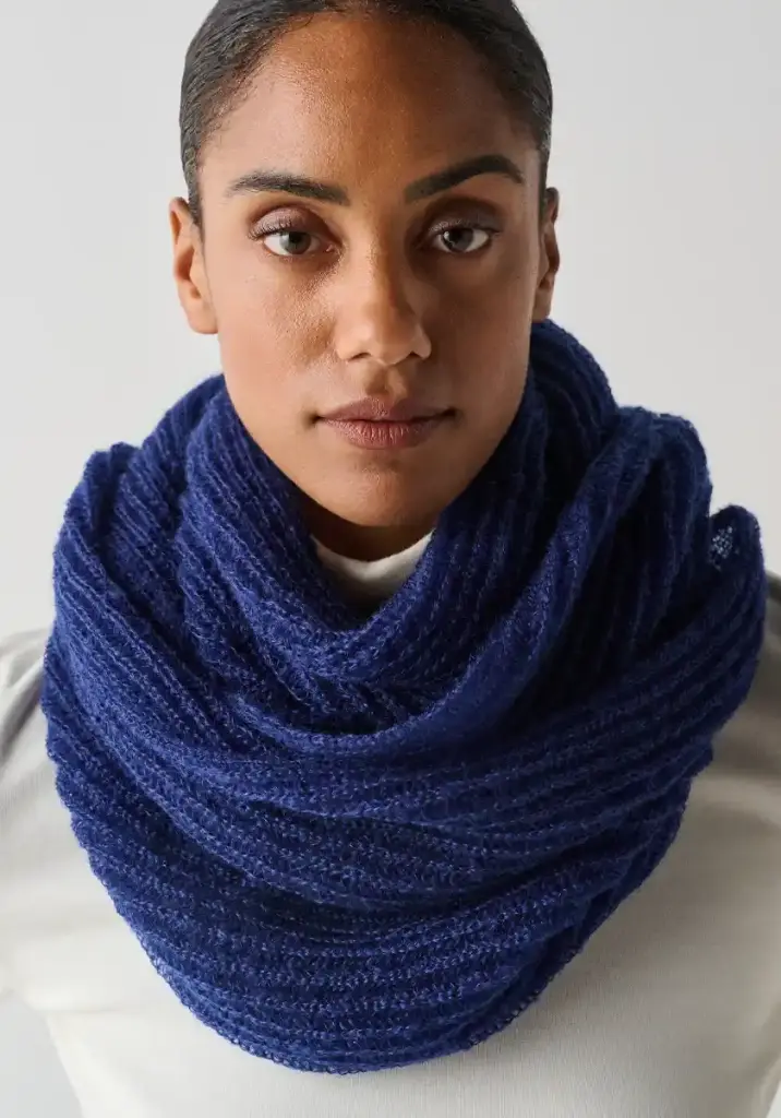 Snood pour femme en mohair bleu marine