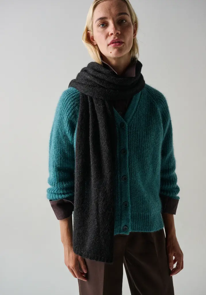Grande écharpe noire en mohair et soie femme