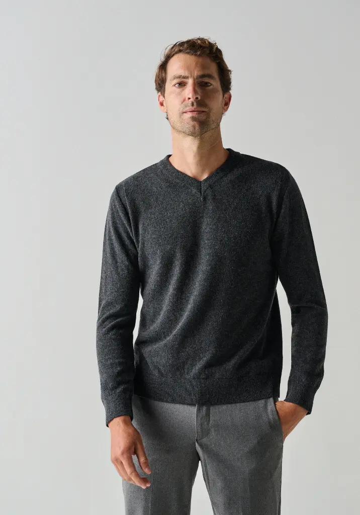 Pull homme en laine et cachemire col V