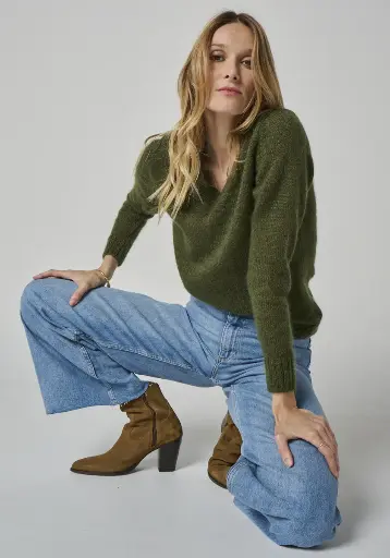 Pull femme col V en mohair de chevreau